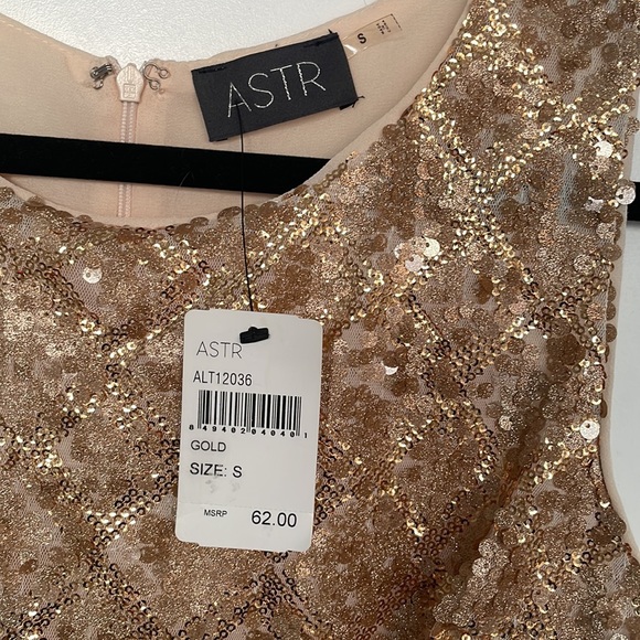 NWT ASTR Sequin Crop Top - Picture 4 of 6